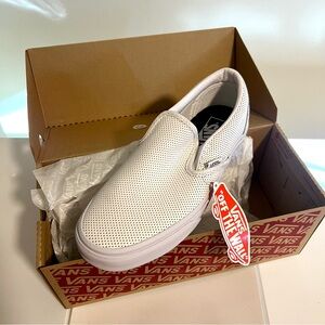 NWT VANS Classic Slip Ons